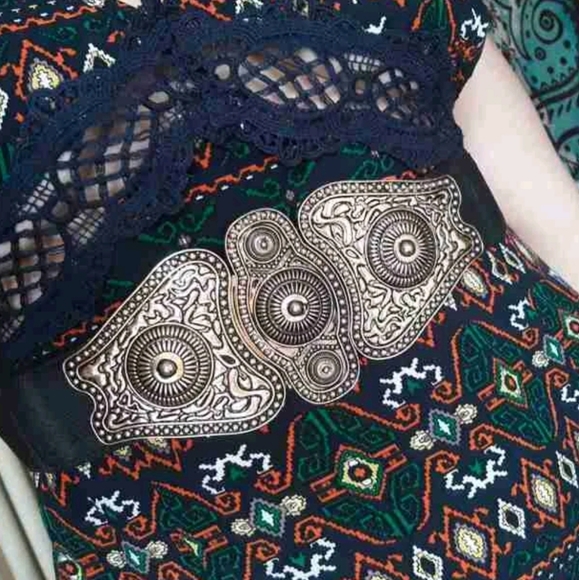 Corset Wide Waist Elastic black & gold statement Belt - Picture 9 of 13